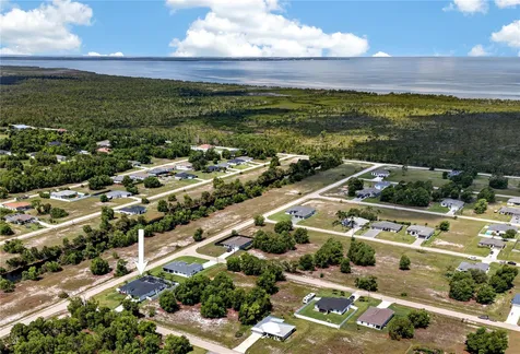 4700 NW 38th Avenue Cape Coral FL 33993