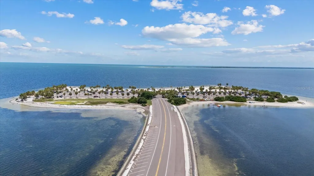1410 Riverside Drive Tarpon Springs FL 34689