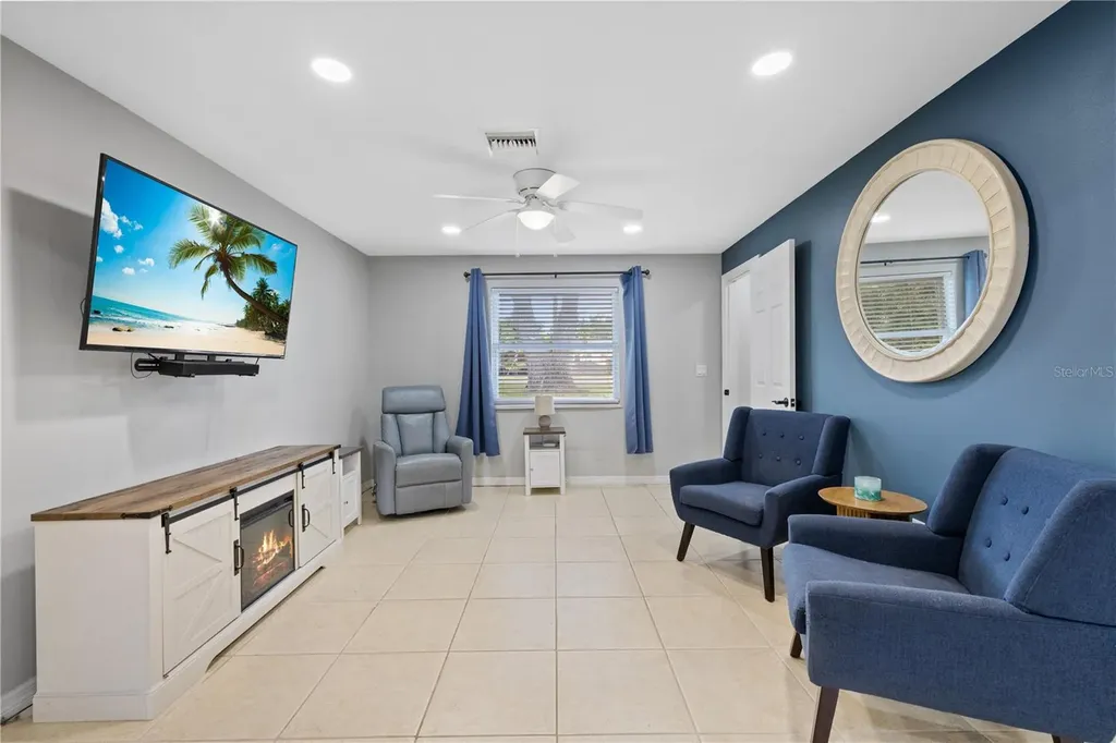 1410 Riverside Drive Tarpon Springs FL 34689