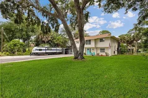 1410 Riverside Drive Tarpon Springs FL 34689
