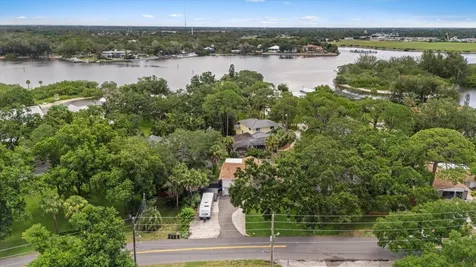 1410 Riverside Drive Tarpon Springs FL 34689