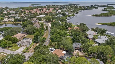 1410 Riverside Drive Tarpon Springs FL 34689