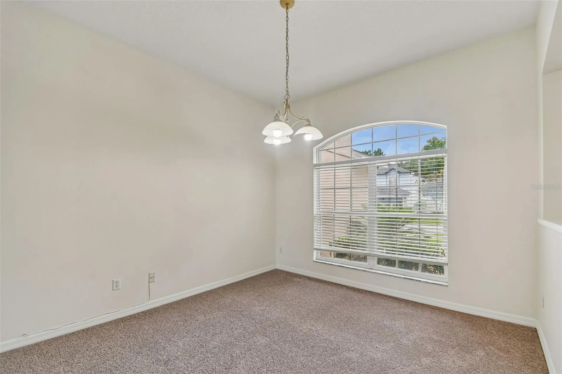 2337 Treymore Drive Orlando FL 32825