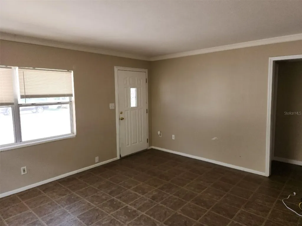 4935 Emerson Avenue S St Petersburg FL 33707
