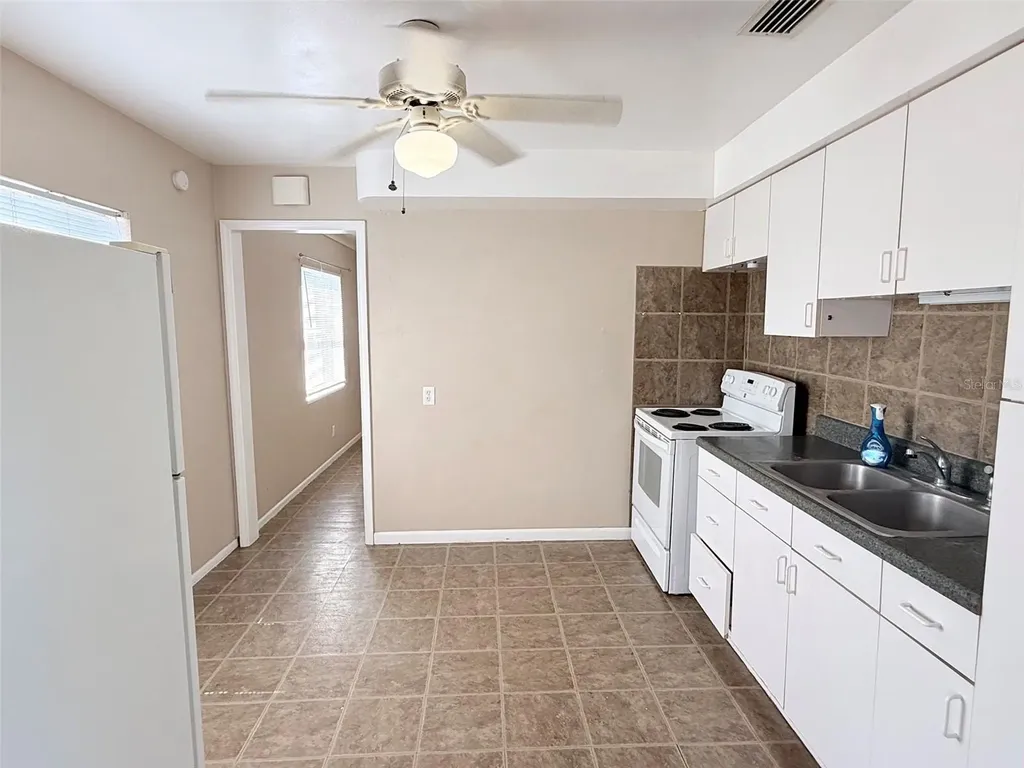 4935 Emerson Avenue S St Petersburg FL 33707
