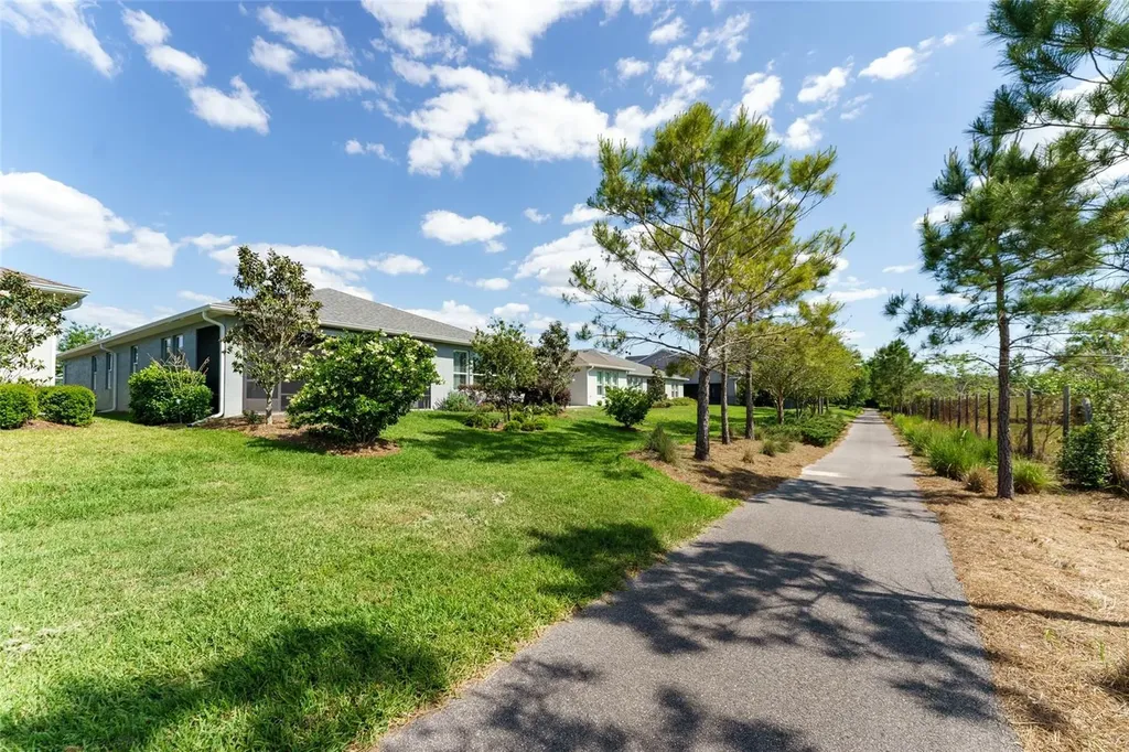 5613 NW 40th Loop Ocala FL 34482