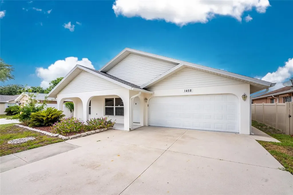 1458 Strada D Argento Venice FL 34292