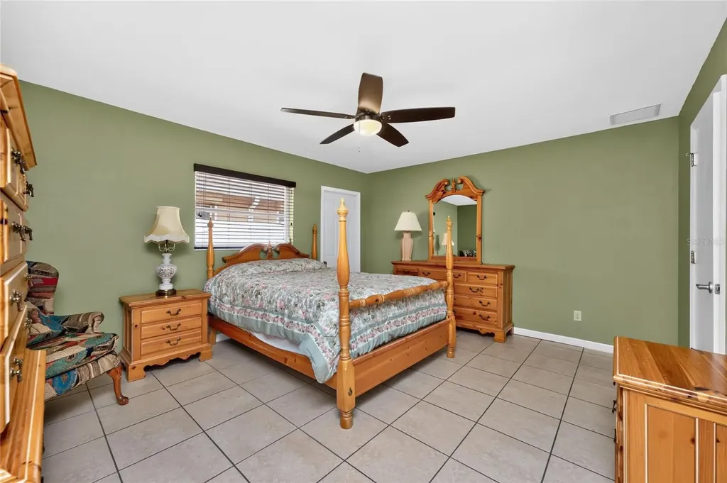 1458 Strada D Argento Venice FL 34292