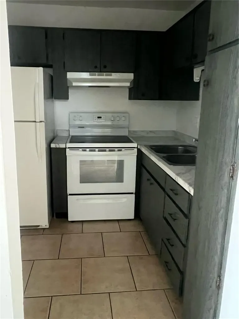 8701 4th Street N St Petersburg FL 33702