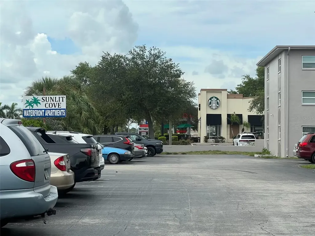8701 4th Street N St Petersburg FL 33702