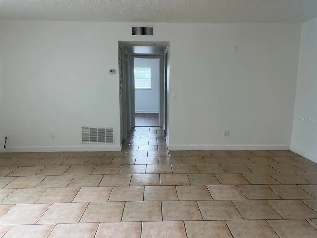8701 4th Street N St Petersburg FL 33702