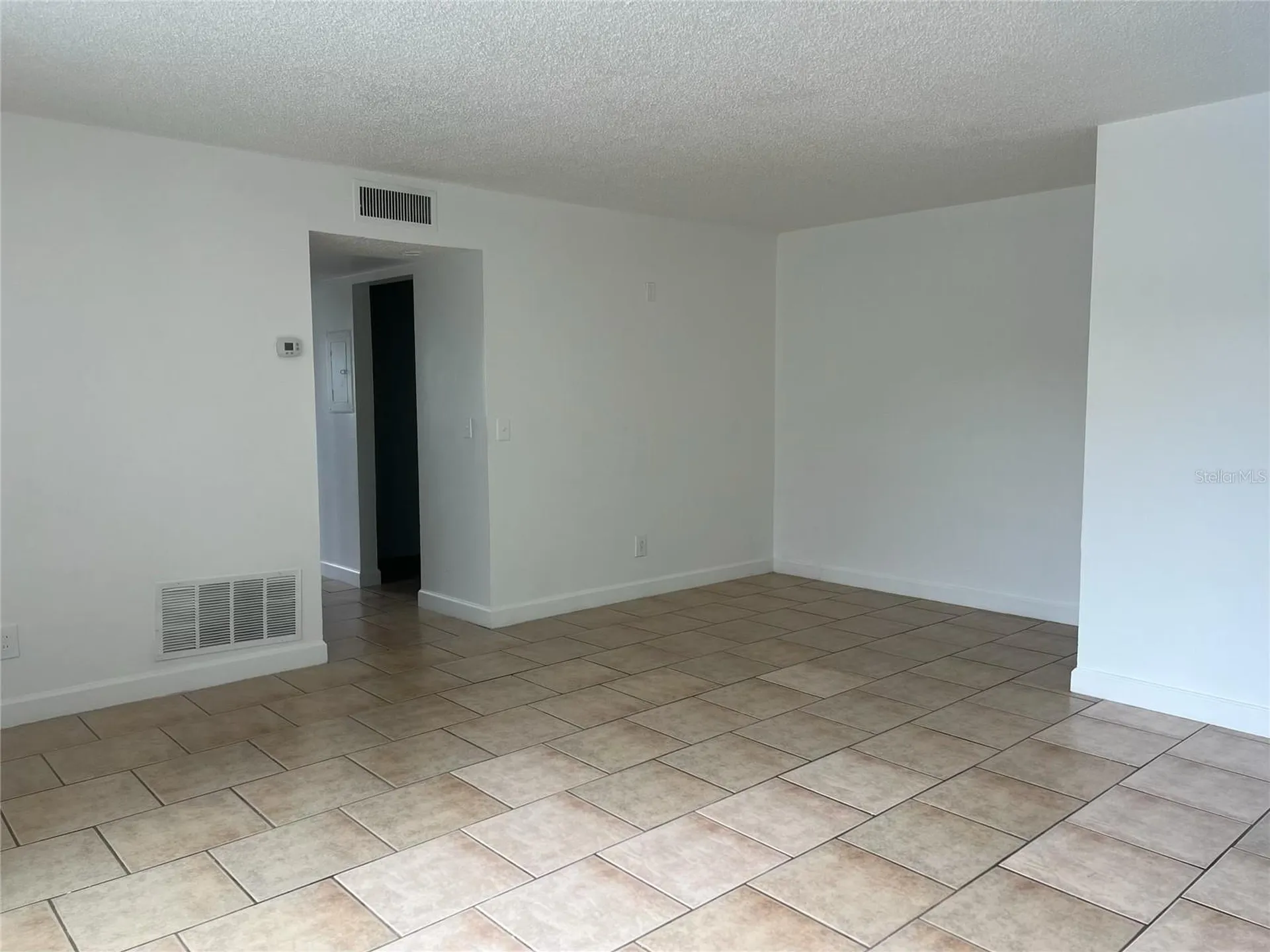 8701 4th Street N St Petersburg FL 33702