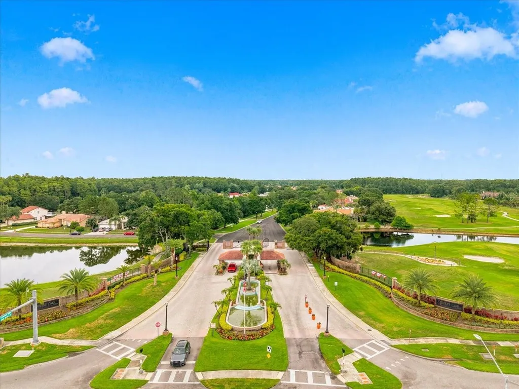 1333 Lindenwood Drive Tarpon Springs FL 34688