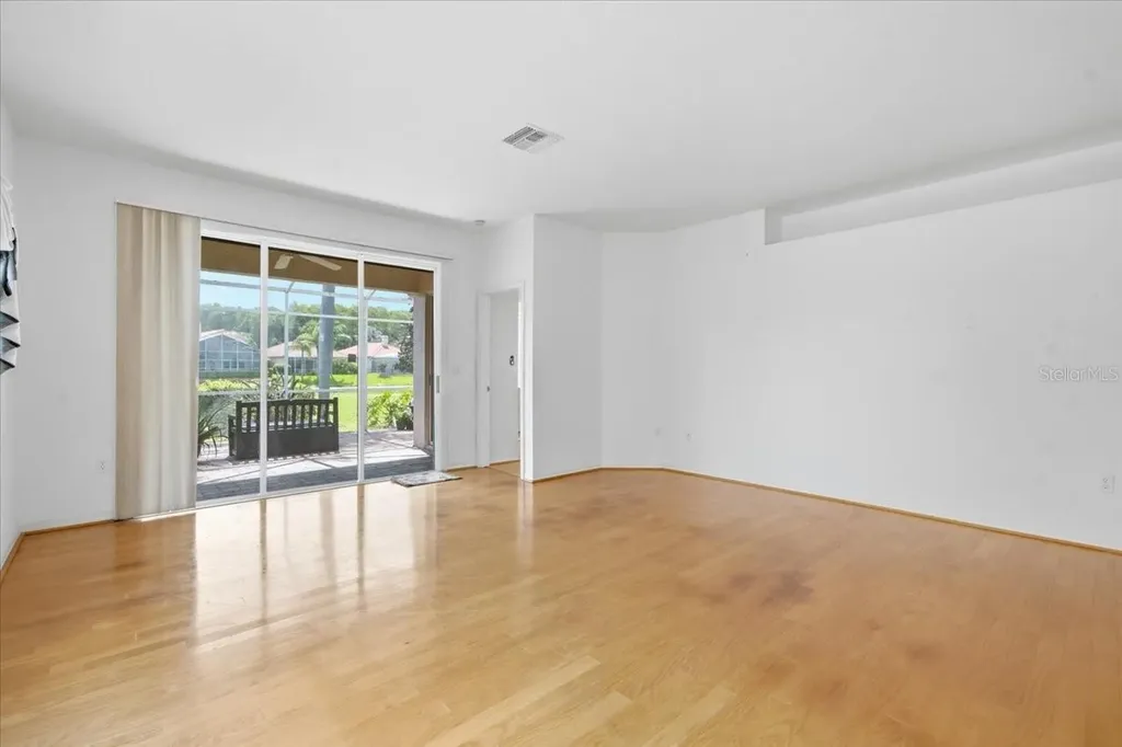 1333 Lindenwood Drive Tarpon Springs FL 34688