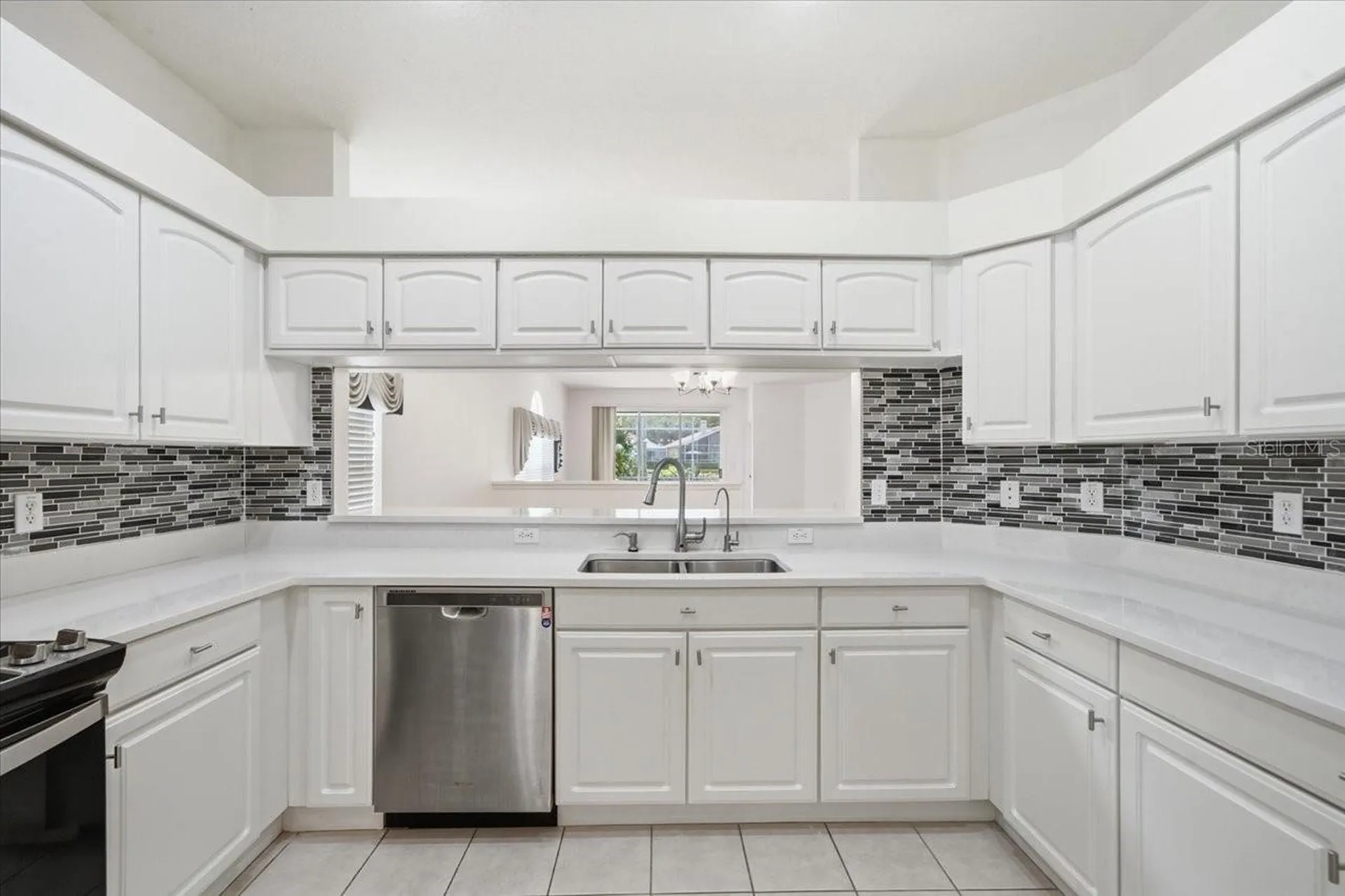 1333 Lindenwood Drive Tarpon Springs FL 34688