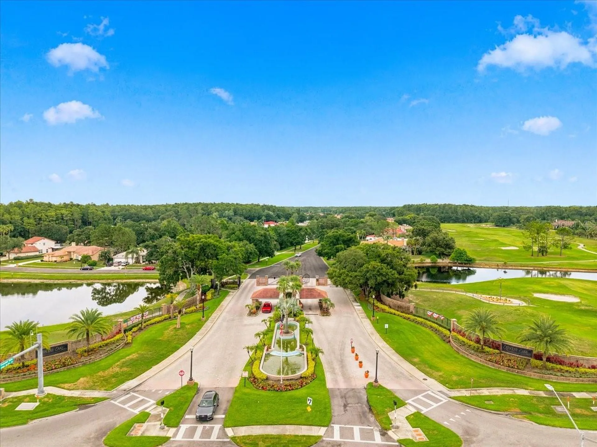 1333 Lindenwood Drive Tarpon Springs FL 34688