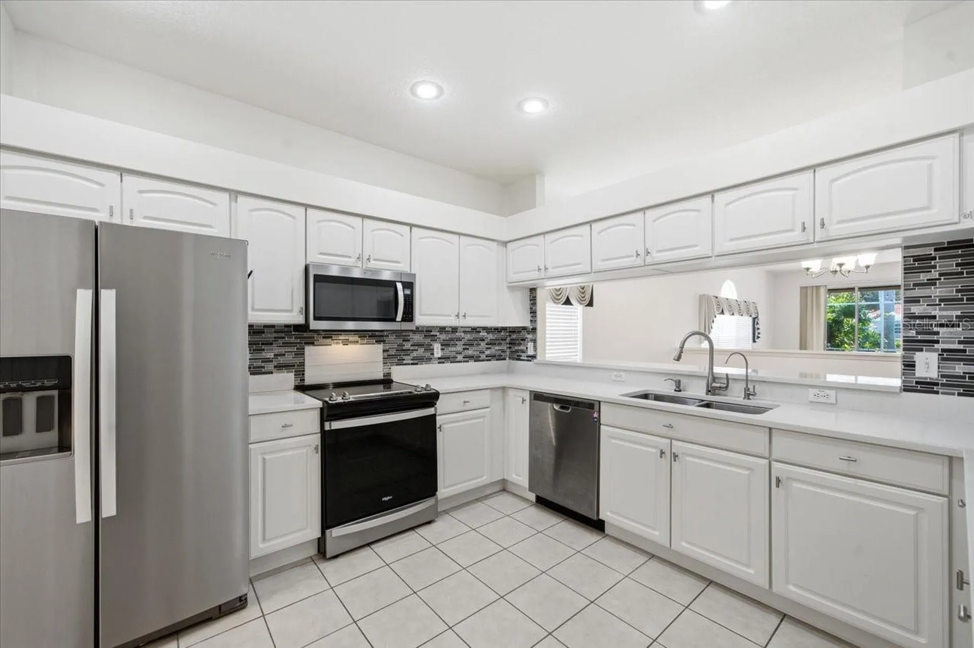 1333 Lindenwood Drive Tarpon Springs FL 34688