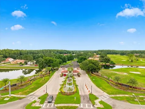 1333 Lindenwood Drive Tarpon Springs FL 34688