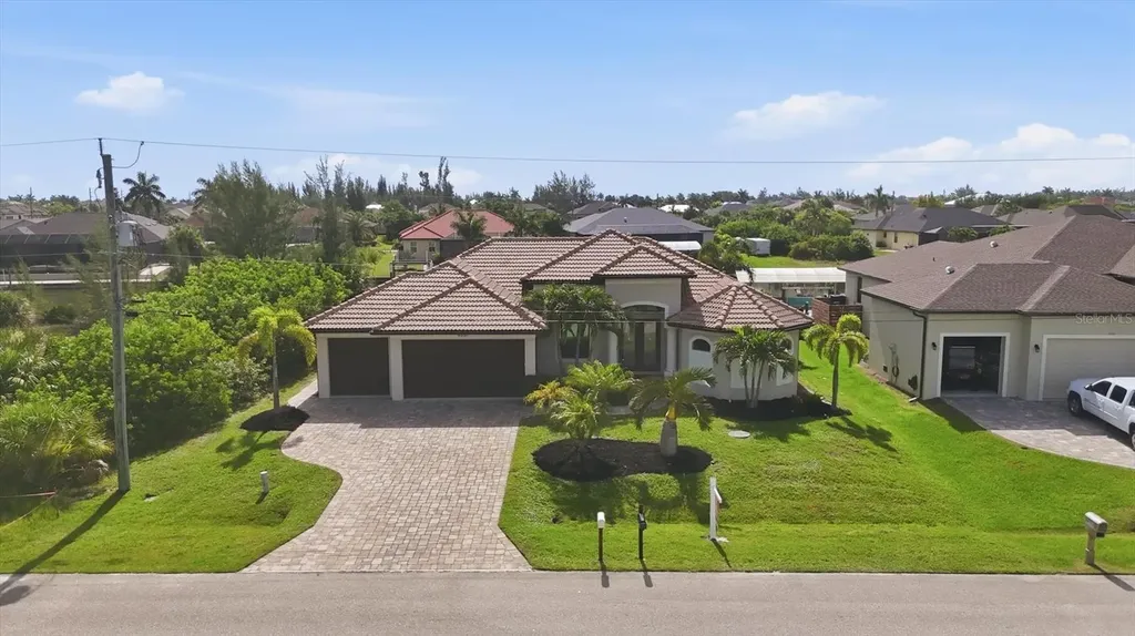 8330 Tracy Circle Port Charlotte FL 33981