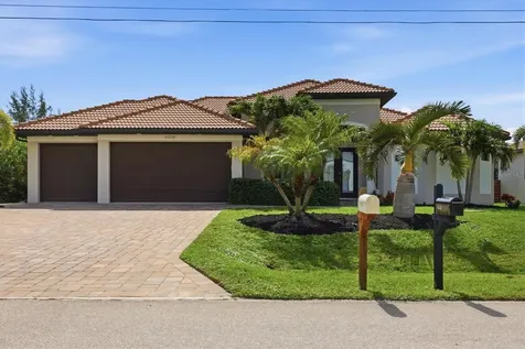 8330 Tracy Circle Port Charlotte FL 33981