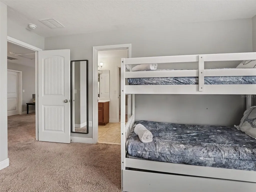 4127 Oak Tree Drive Davenport FL 33837