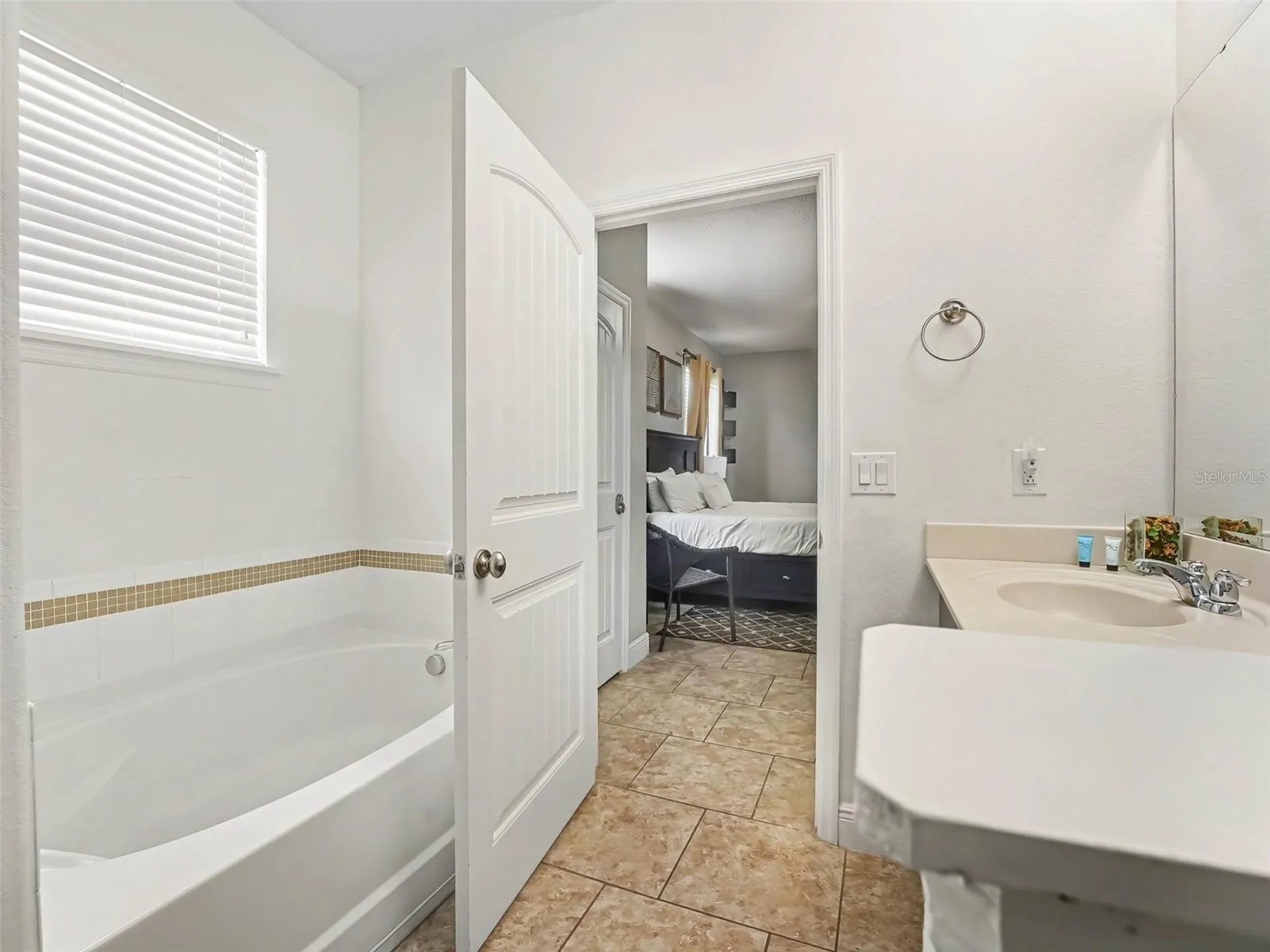 4127 Oak Tree Drive Davenport FL 33837
