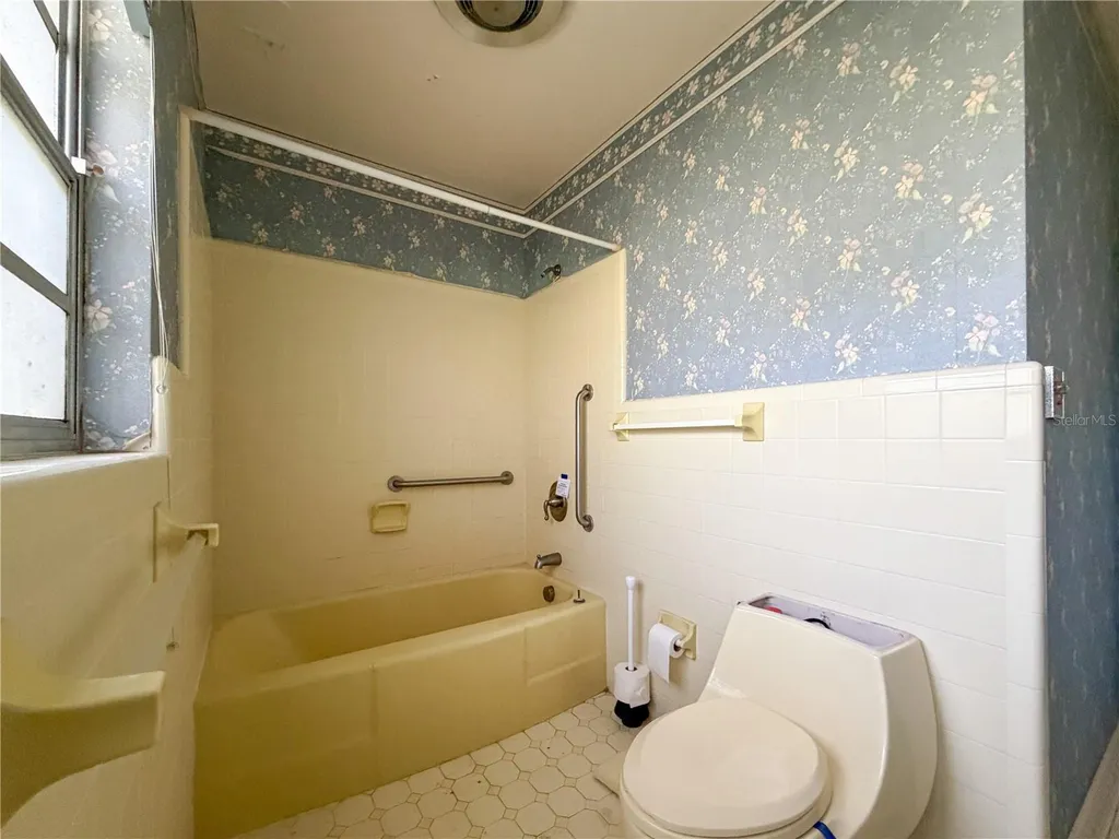 11131 NW 11th Avenue Gainesville FL 32606
