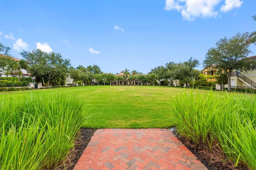 6022 Beacon Shores Street Tampa FL 33616