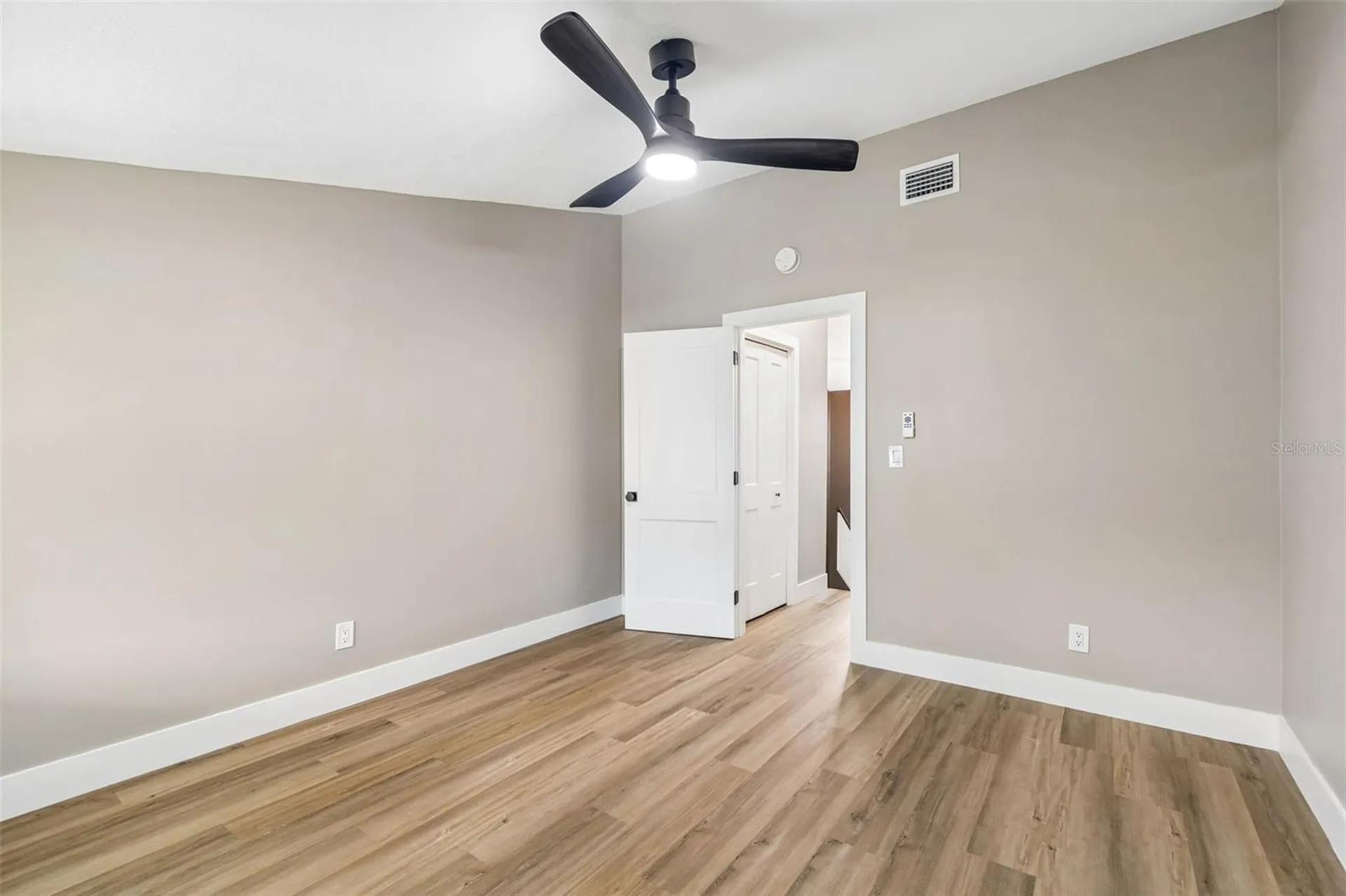 4223 La Palma Court Tampa FL 33611