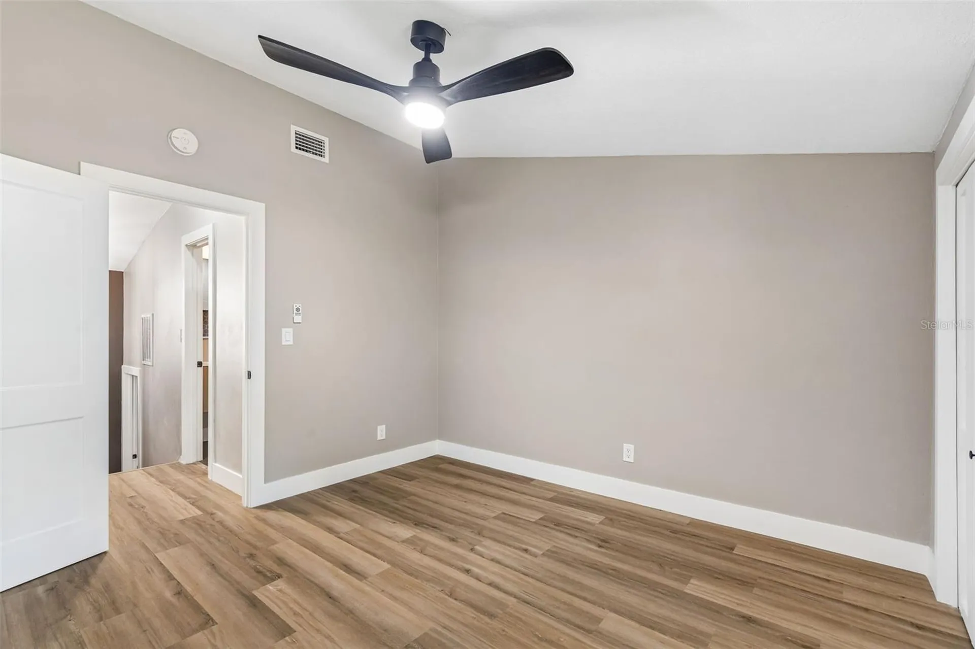 4223 La Palma Court Tampa FL 33611