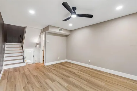 4223 La Palma Court Tampa FL 33611