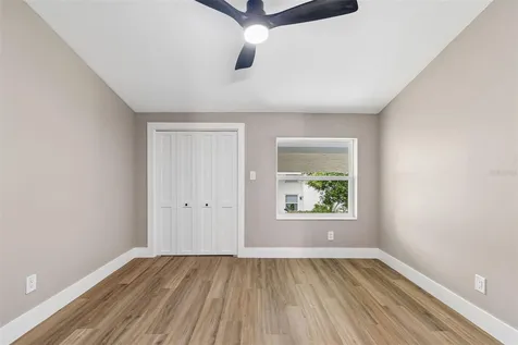 4223 La Palma Court Tampa FL 33611