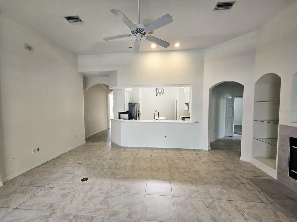 8427 Sailing Loop Lakewood Ranch FL 34202