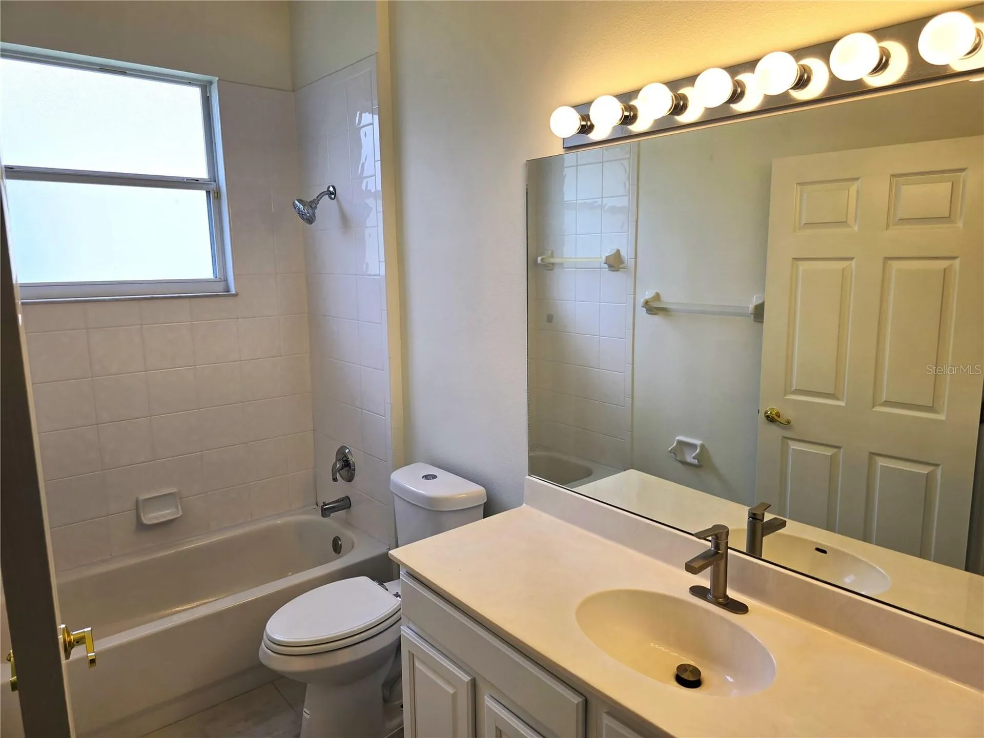 8427 Sailing Loop Lakewood Ranch FL 34202