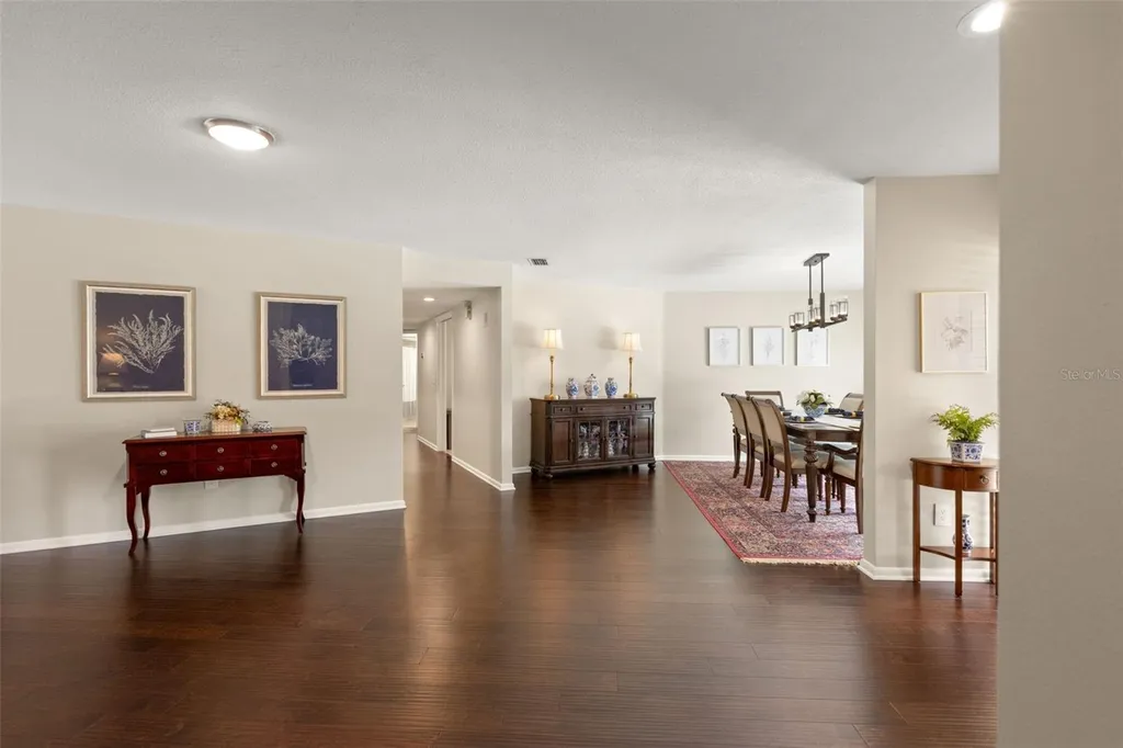13916 Middle Park Drive Tampa FL 33624