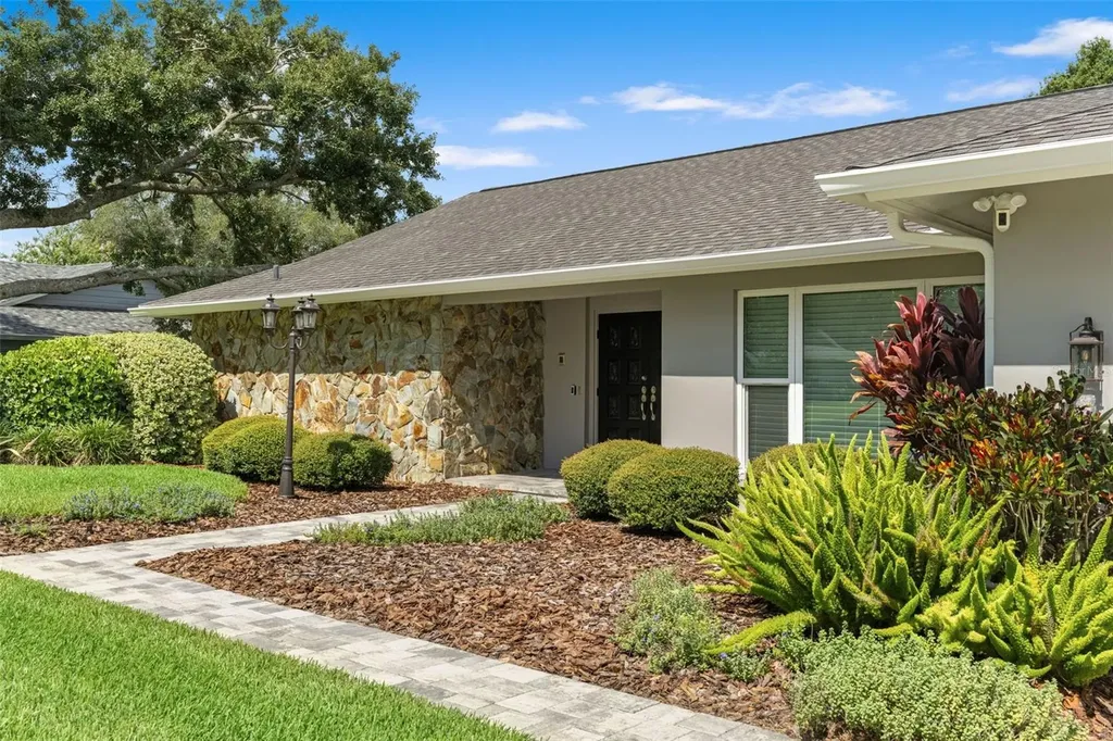 13916 Middle Park Drive Tampa FL 33624