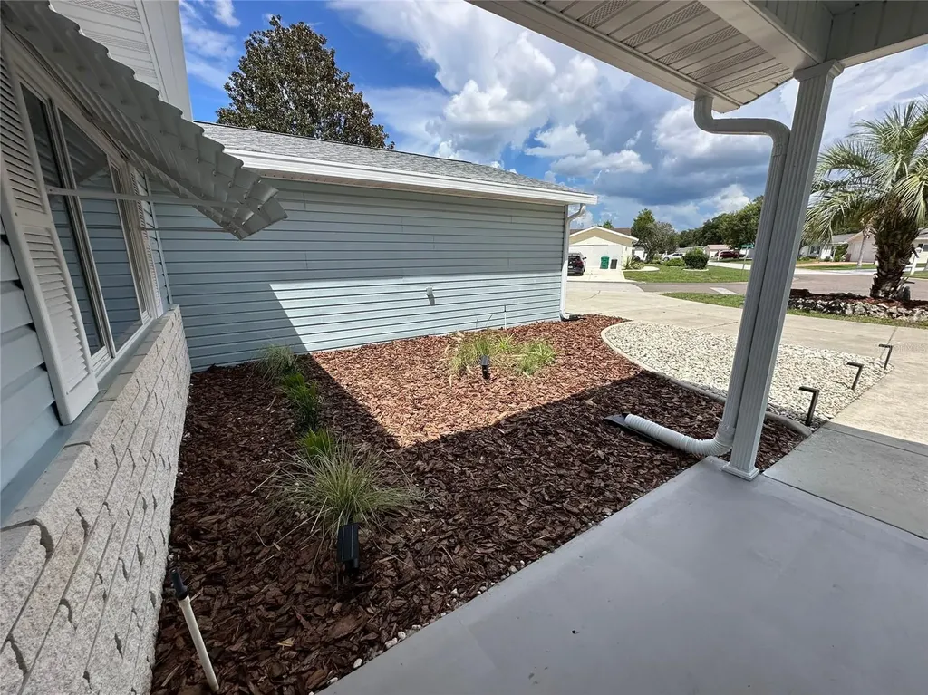 17966 SE 97th Court Summerfield FL 34491