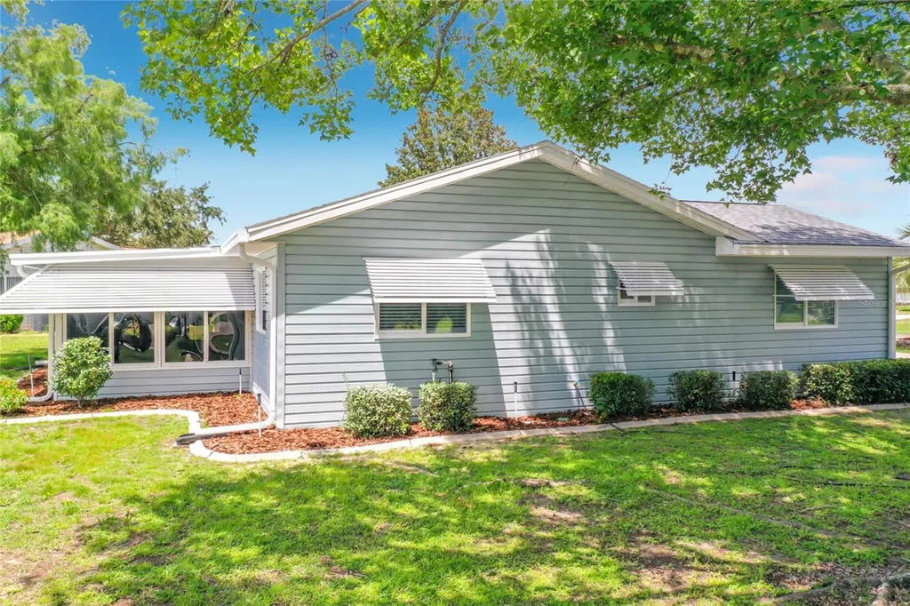 17966 SE 97th Court Summerfield FL 34491