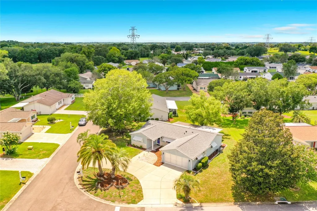 17966 SE 97th Court Summerfield FL 34491