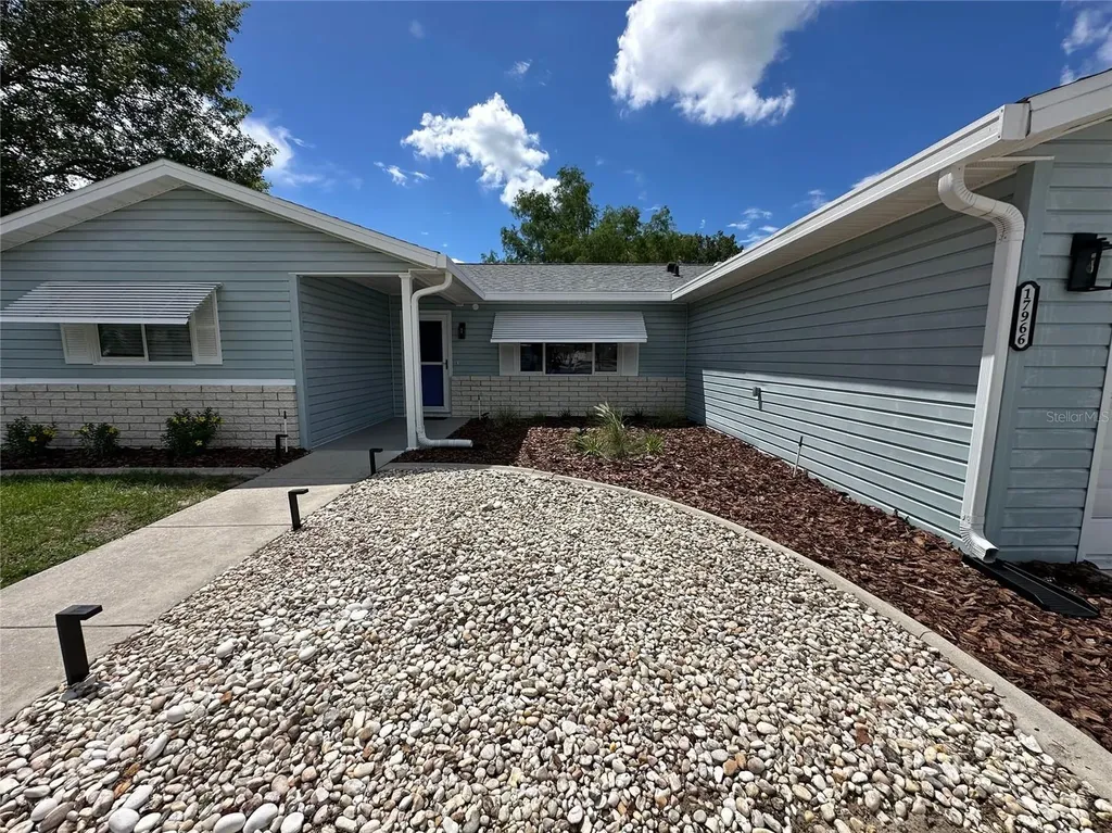 17966 SE 97th Court Summerfield FL 34491