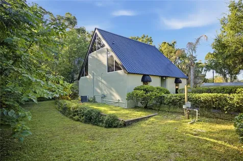 2139 NE 2nd Street Ocala FL 34470