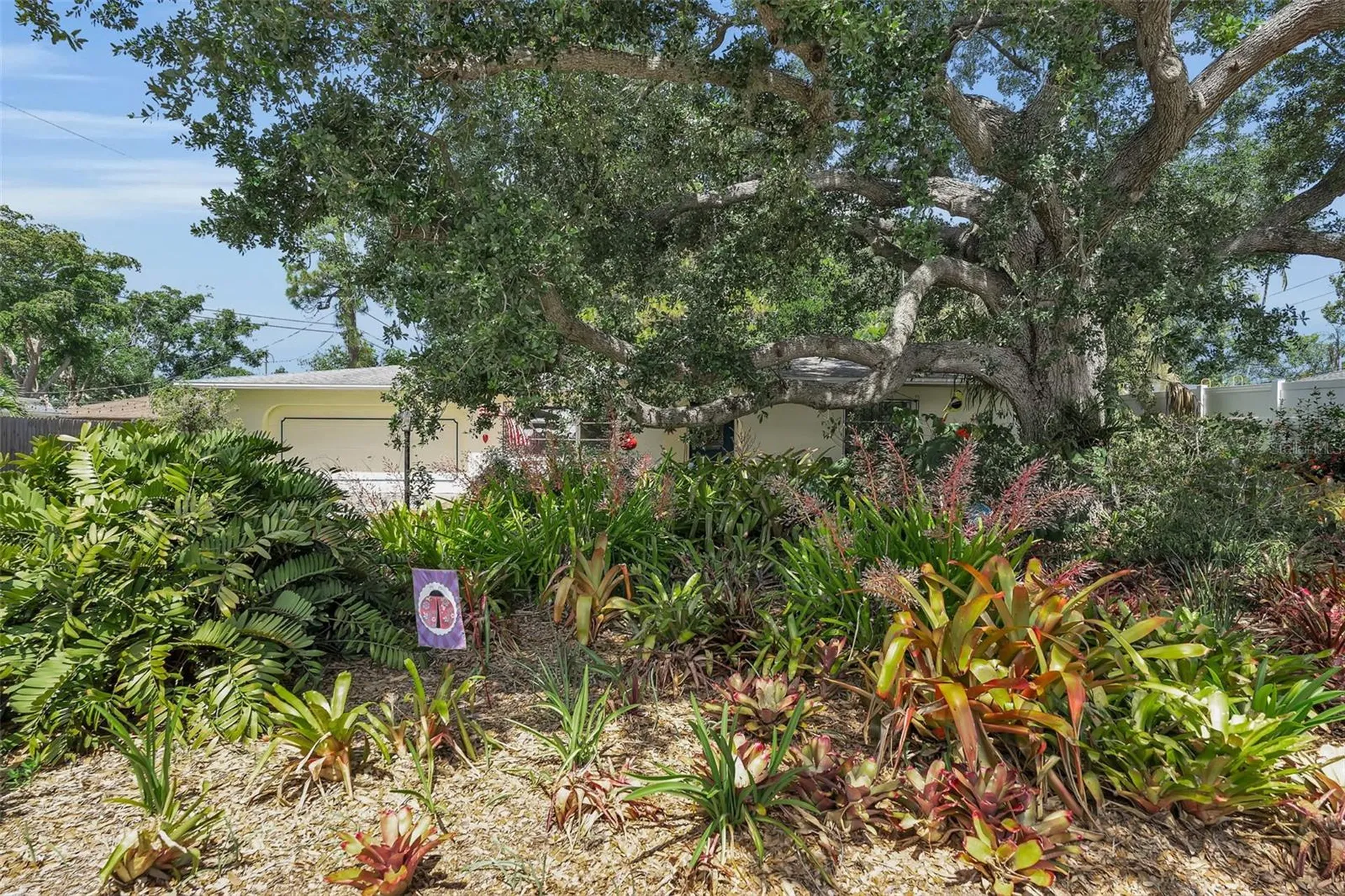 1808 49th Street W Bradenton FL 34209