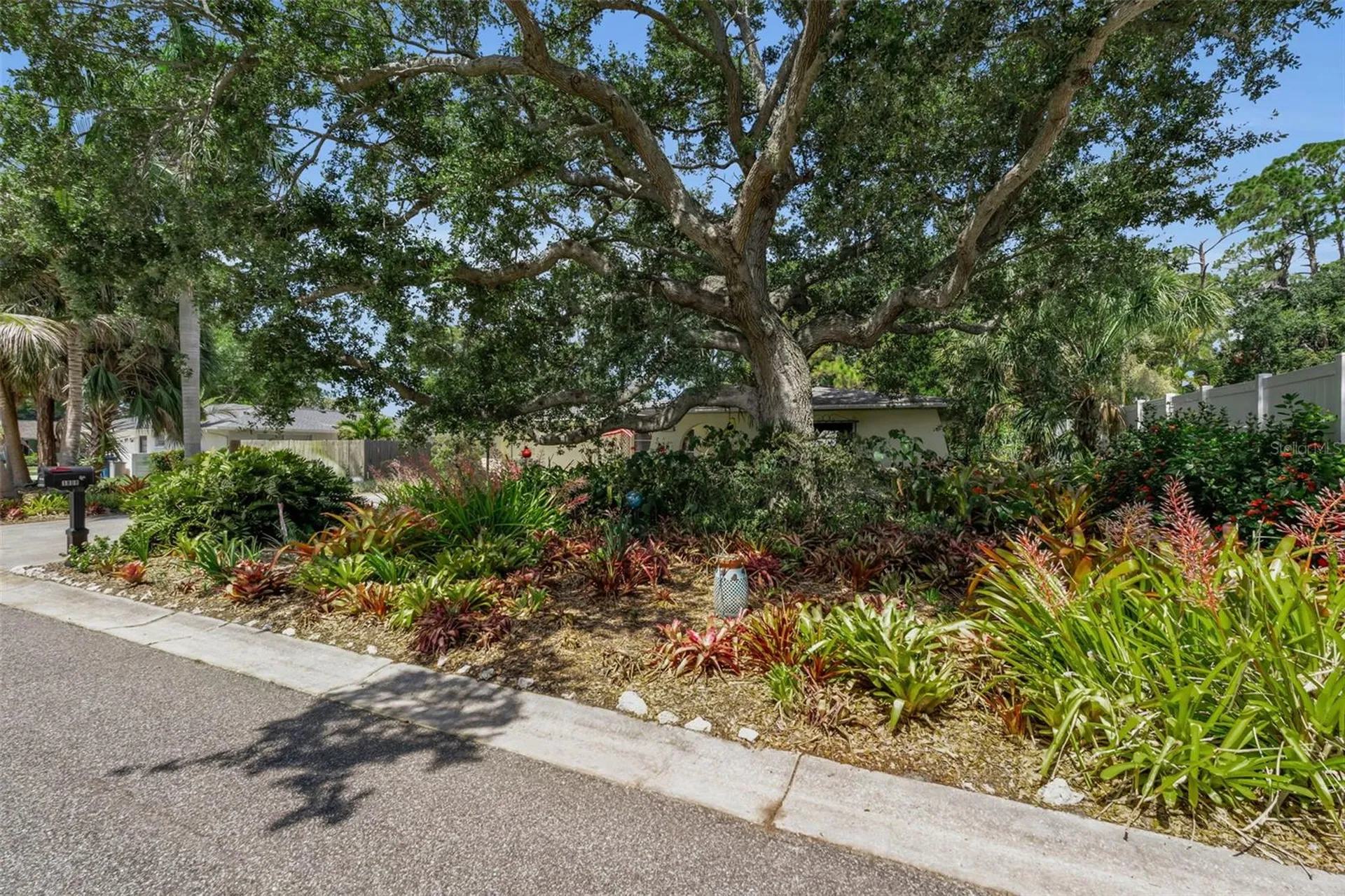 1808 49th Street W Bradenton FL 34209