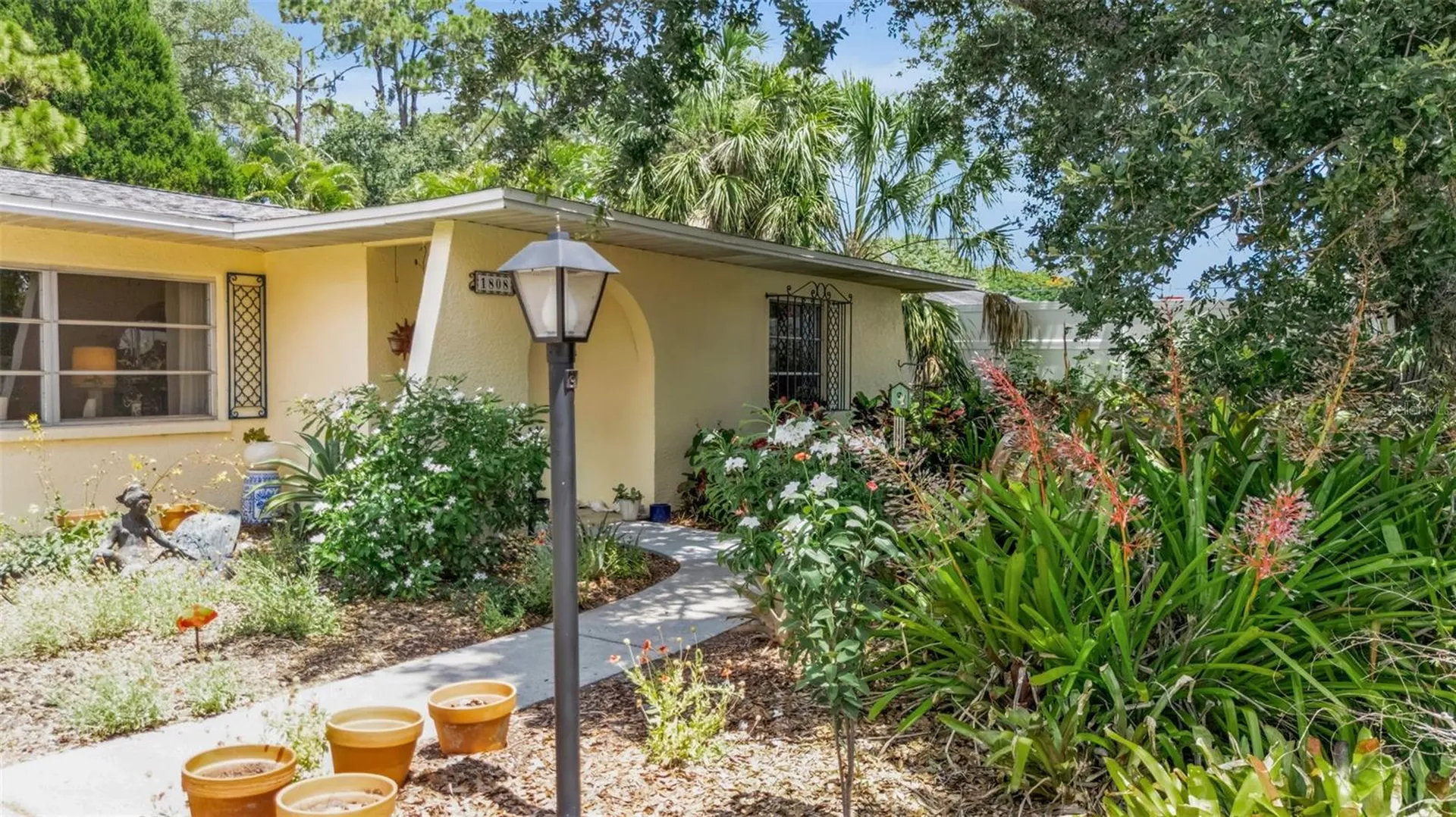 1808 49th Street W Bradenton FL 34209