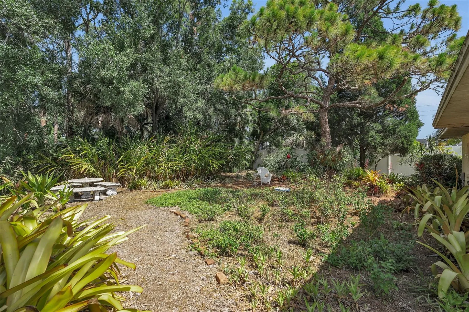 1808 49th Street W Bradenton FL 34209