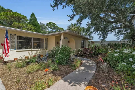 1808 49th Street W Bradenton FL 34209