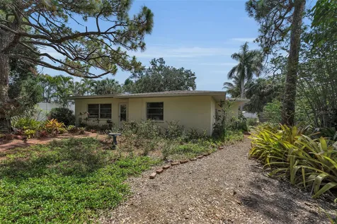 1808 49th Street W Bradenton FL 34209