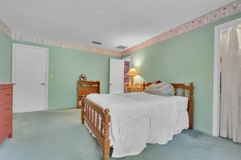 1808 49th Street W Bradenton FL 34209