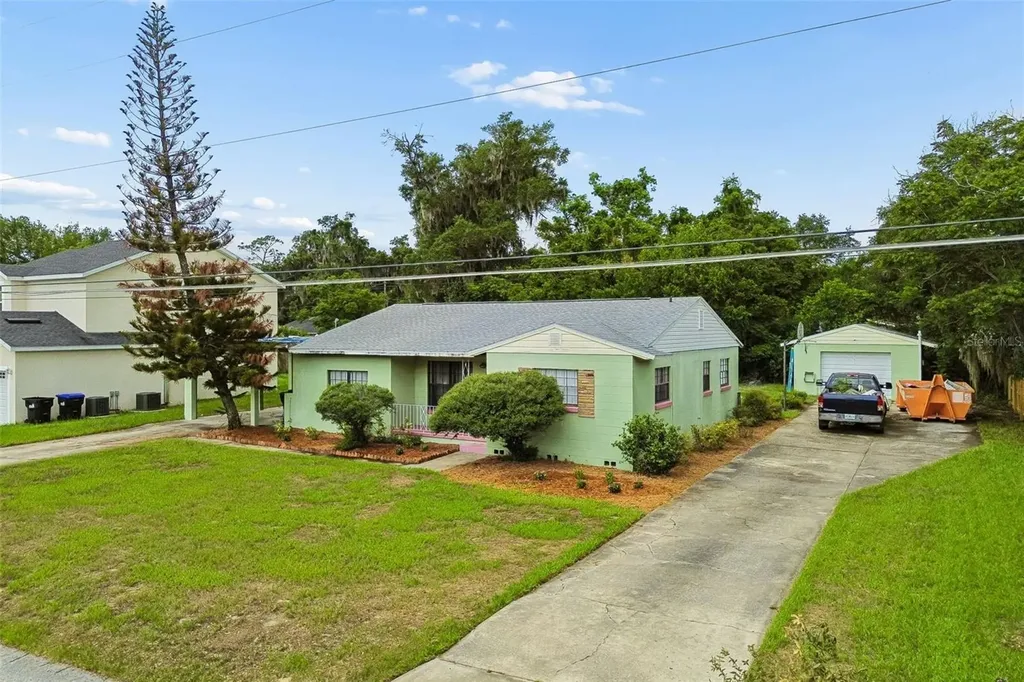 3742 Martin Street Orlando FL 32806