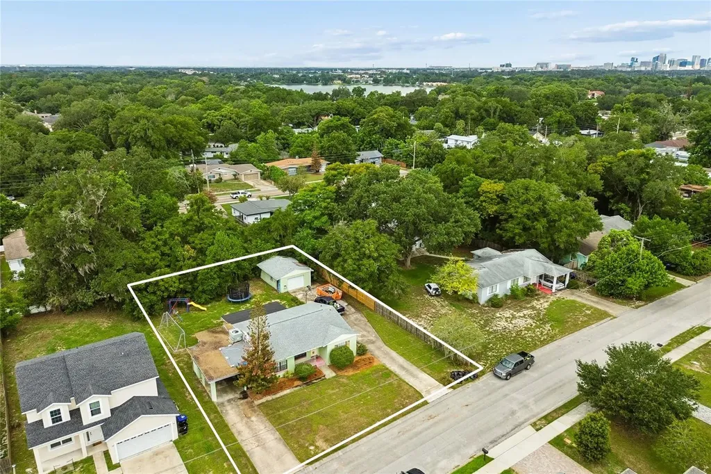 3742 Martin Street Orlando FL 32806